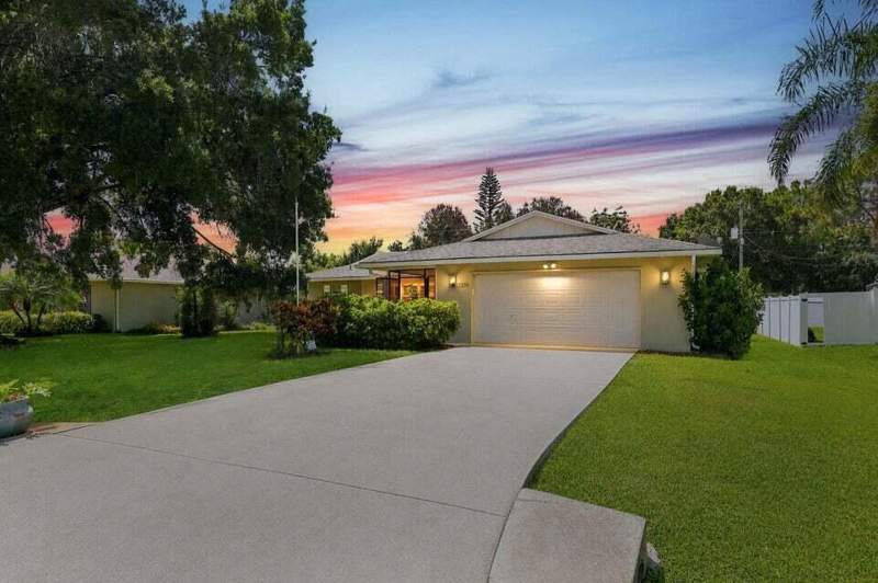 3 bedroom Single Family Residence at 2526 SE Victory Avenue, Port St Lucie Section 30, Port St. Lucie — photo 3