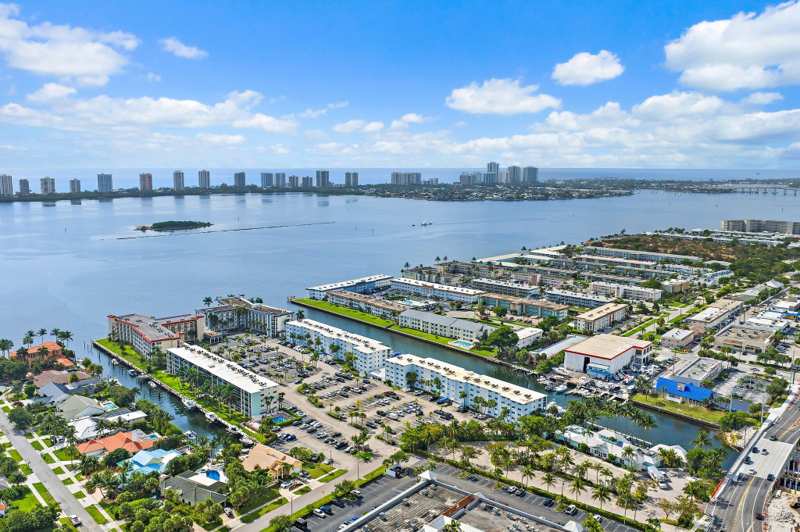 2 bedroom Condominium at 100 Paradise Harbour Boulevard #202, Paradise Harbour Condo, North Palm Beach — photo 1