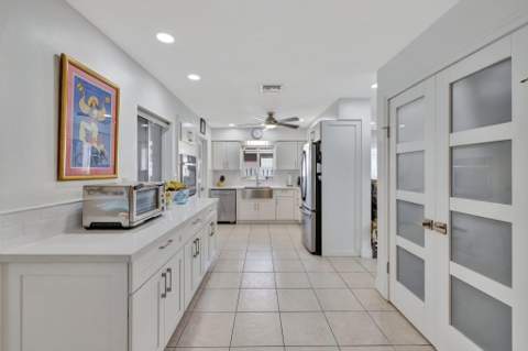613 NE 25th Avenue, Pompano Beach FL - photo 19 of 65