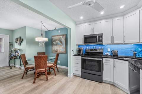 414 Pine Glen Lane #D-2, Greenacres FL - photo 7 of 27