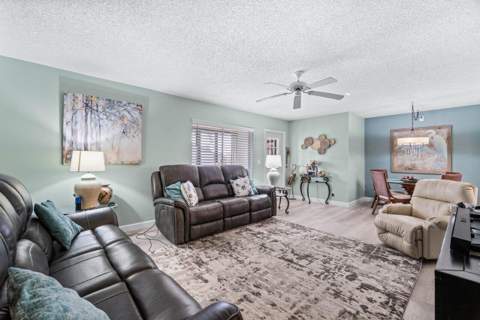 414 Pine Glen Lane #D-2, Greenacres FL - photo 13 of 27