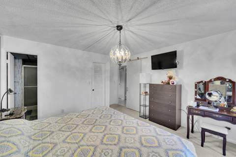 7342 Ashmont Circle #203, Tamarac FL - photo 14 of 34