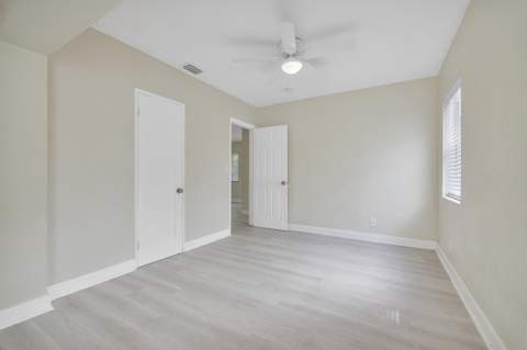 1645 NE 16th Avenue, Fort Lauderdale FL - photo 11 of 36