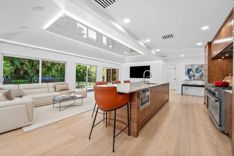 2 bedroom Condominium at 16 Little Pond Road, Little Pond Park Residences Condo, Manalapan — photo 1