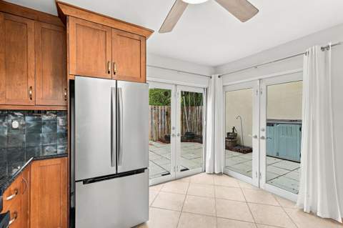 341 City View Drive, Fort Lauderdale FL - photo 11 of 40