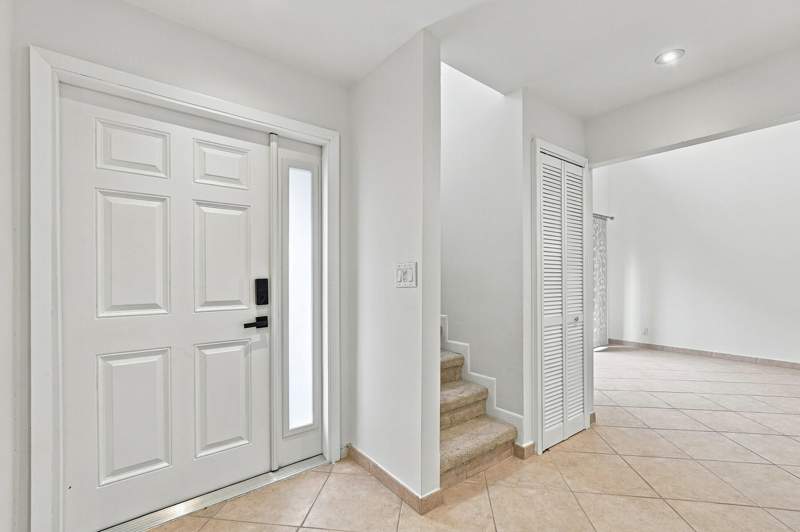 3 bedroom Townhouse at 341 City View Drive, City View, Fort Lauderdale — photo 4