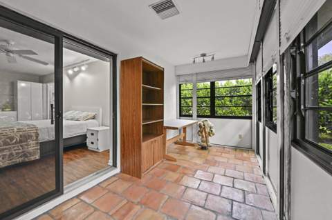 2055 NW 15th Place, Delray Beach FL - photo 16 of 33
