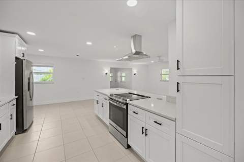 1706 Plover Avenue, Fort Pierce FL - photo 13 of 48