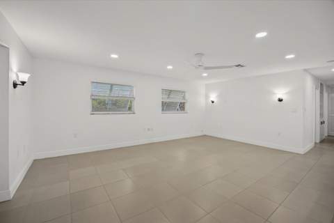 1706 Plover Avenue, Fort Pierce FL - photo 16 of 48