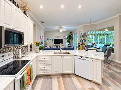 2172 Vero Beach Lane, West Palm Beach FL - photo 6 of 33