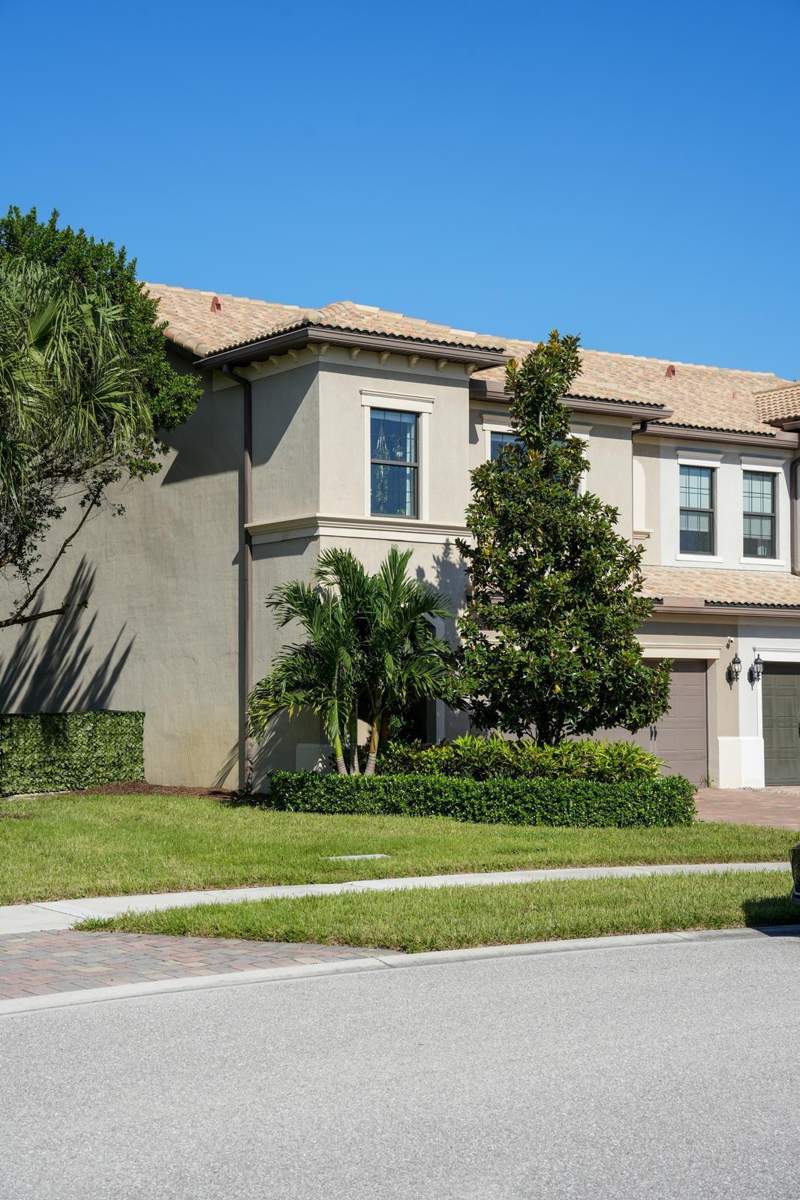 3 bedroom Townhouse at 4661 Eventing Street, Fields At Gulfstream Polo, Lake Worth — photo 2