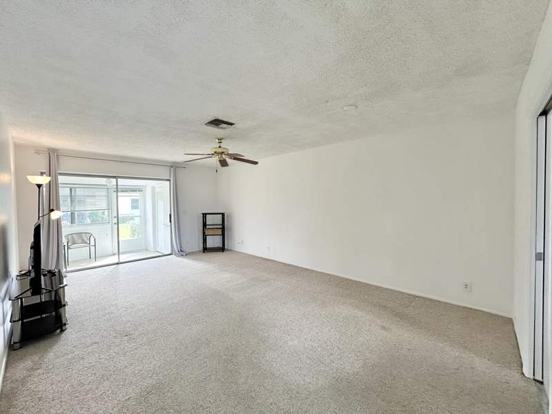 1 bedroom Villa at 2915 Crosley Drive #A, Cresthaven Villas Condo 20, West Palm Beach — photo 5