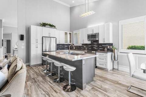8367 Horseshoe Bay Road, Boynton Beach FL - photo 10 of 40