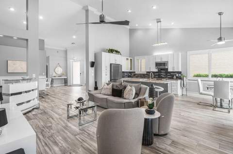 8367 Horseshoe Bay Road, Boynton Beach FL - photo 13 of 40
