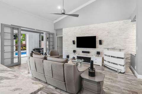 8367 Horseshoe Bay Road, Boynton Beach FL - photo 14 of 40