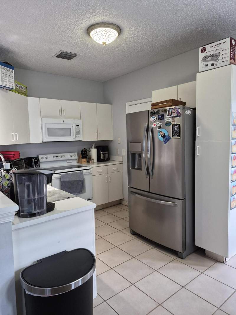 3 bedroom Townhouse at 6003 Harbor Isle Way #495, Land Section 8, Tamarac — photo 2
