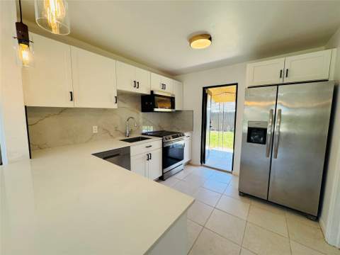 1472 NE 30th Court, Pompano Beach FL - photo 11 of 24