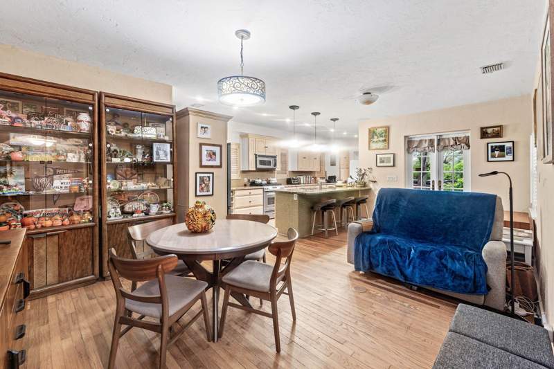 2 bedroom Single Family Residence at 703 Sunset Road, Flamingo Park, West Palm Beach — photo 5