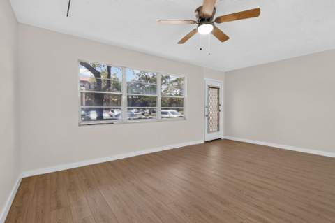 850 SW 133rd Terrace, Pembroke Pines FL - photo 7 of 27