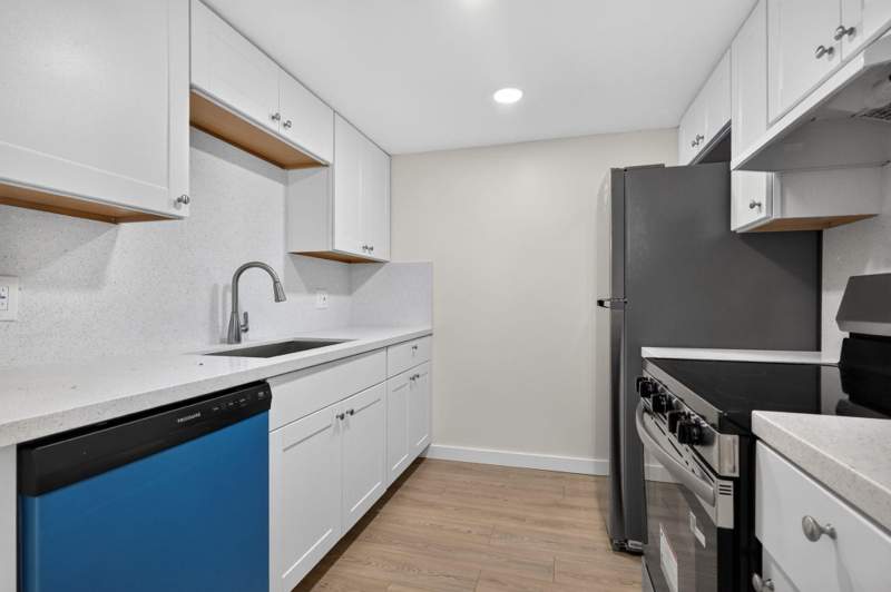 1 bedroom Condominium at 850 SW 133rd Terrace, Kingsley At Century Village, Pembroke Pines — photo 4