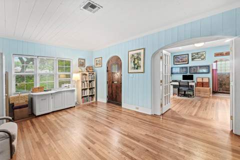 703 Sunset Road, West Palm Beach FL - photo 12 of 33
