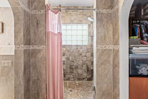 703 Sunset Road, West Palm Beach FL - photo 17 of 33
