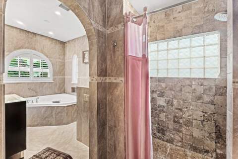 703 Sunset Road, West Palm Beach FL - photo 18 of 33