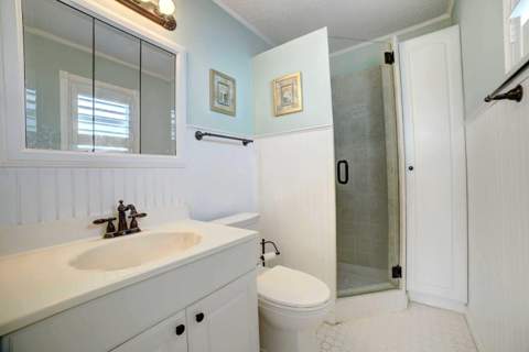 910 SW 7th Avenue, Boynton Beach FL - photo 14 of 33