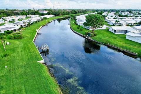 910 SW 7th Avenue, Boynton Beach FL - photo 22 of 33