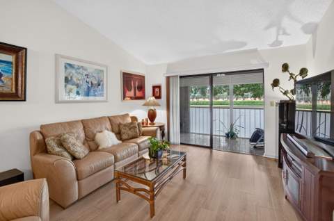 15301 Pembridge Avenue #61, Delray Beach FL - photo 10 of 45