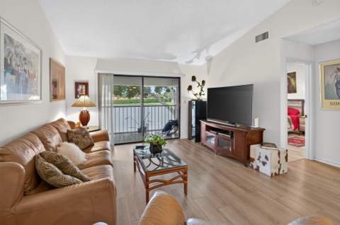 15301 Pembridge Avenue #61, Delray Beach FL - photo 14 of 45
