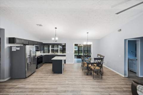 2066 SE Stonecrop Street, Port St. Lucie FL - photo 6 of 38