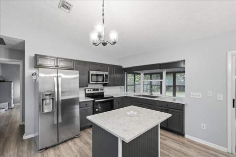 2066 SE Stonecrop Street, Port St. Lucie FL - photo 10 of 38