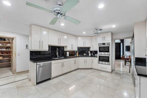 56 Northwoods Lane, Boynton Beach FL - photo 23 of 90