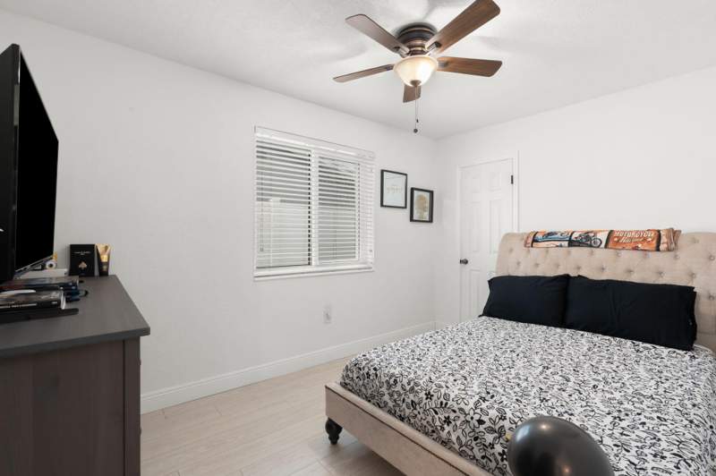 3 bedroom Single Family Residence at 7541 Hope Street, Scott Estates, Hollywood — photo 5