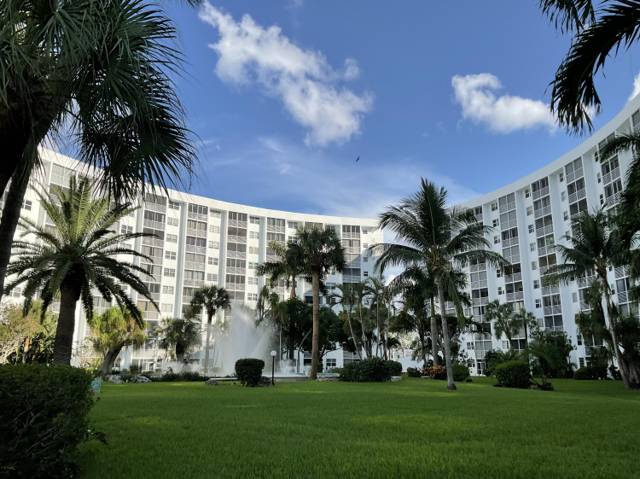 2731 NE 14th Street Causeway #307, home for sale in Pompano Beach