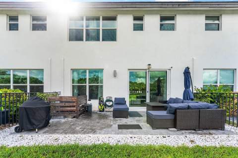 4392 Veleiros Avenue, Deerfield Beach FL - photo 21 of 27