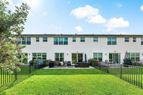 4392 Veleiros Avenue, Deerfield Beach FL - photo 23 of 27