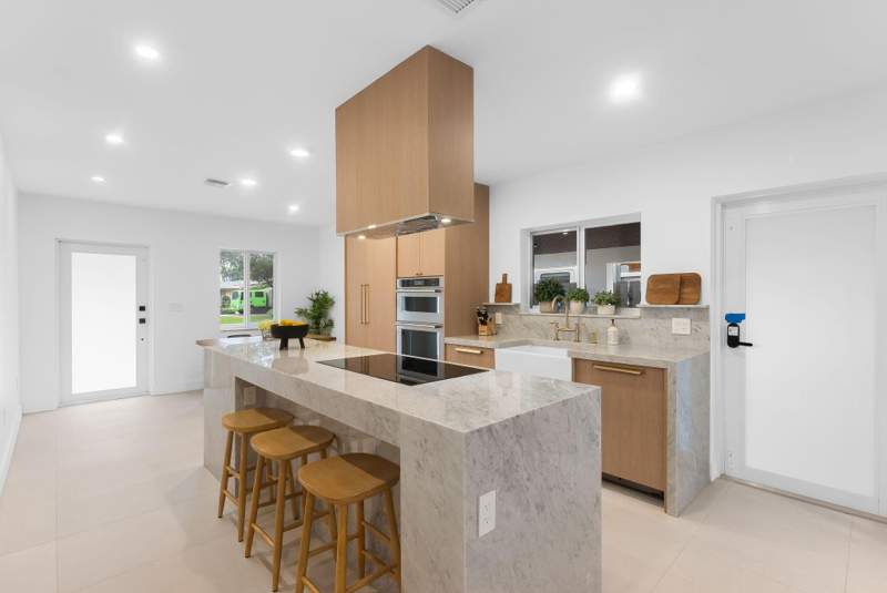 4 bedroom Single Family Residence at 1516 NE 15th Avenue, Poinsettia Heights, Fort Lauderdale — photo 3