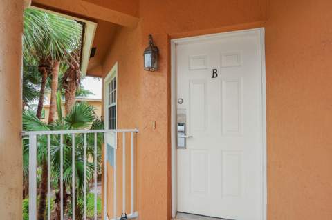 8330 Mulligan Circle #2121, Port St. Lucie FL - photo 19 of 33