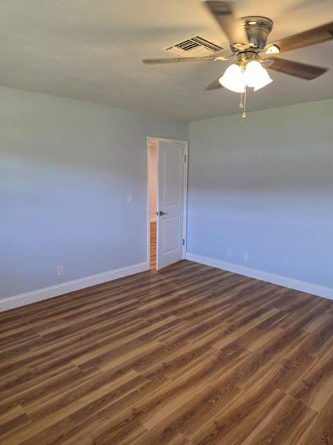 625 Pines Knoll Drive #B, Fort Pierce FL - photo 7 of 34