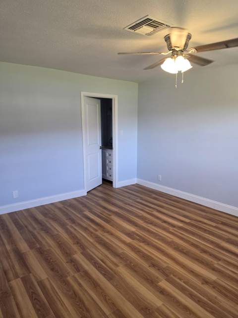625 Pines Knoll Drive #B, Fort Pierce FL - photo 8 of 34