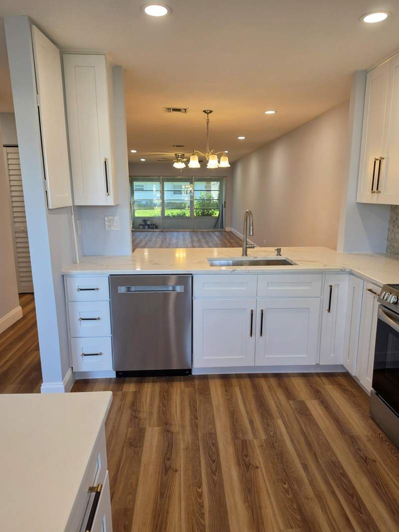 2 bedroom Condominium at 625 Pines Knoll Drive #B, High Point Of Fort Pierce Condominium Section 2, Fort Pierce — photo 3