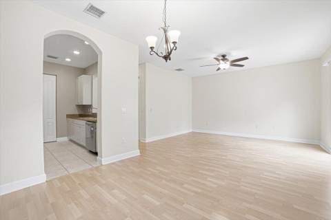 8706 Blaze Court, Davie FL - photo 10 of 36