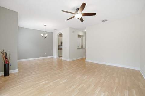8706 Blaze Court, Davie FL - photo 11 of 36