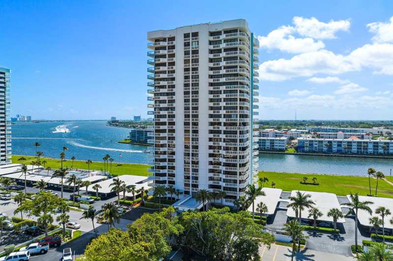 3 bedroom Condominium at 123 Lakeshore Drive #1544, Old Port Cove Tower West Condo, North Palm Beach — photo 1