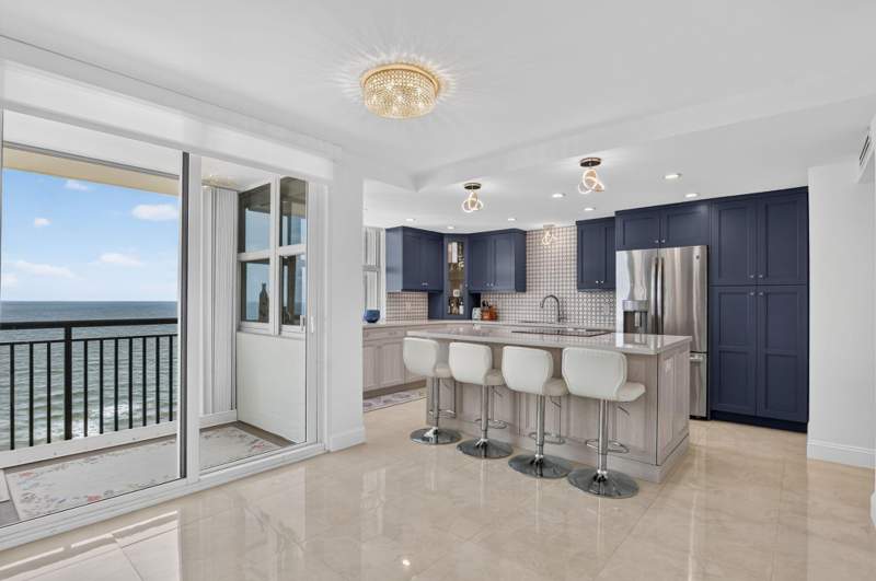 2 bedroom Condominium at 2000 S Ocean Boulevard #16b, Whitehall, Boca Raton — photo 5