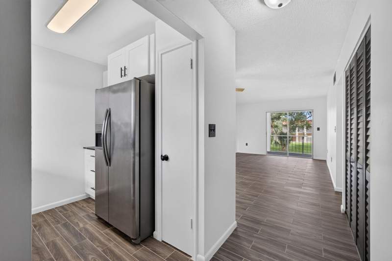 2 bedroom Condominium at 6074 Forest Hill Boulevard #201, Forest Hill Gardens Condo, West Palm Beach — photo 4