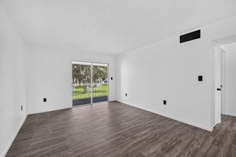 6074 Forest Hill Boulevard #201, West Palm Beach FL - photo 11 of 23