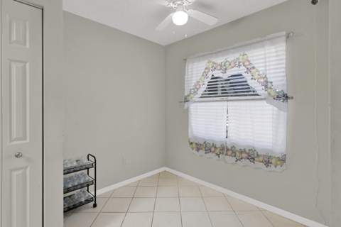 7843 Willow Spring Drive #615, Lake Worth FL - photo 16 of 40